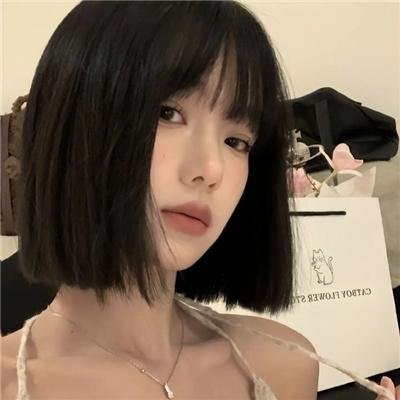裸男孩
